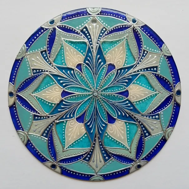 Mandala Klidu, vnitřní volnosti, Intuice a nadhledu - "Na vrcholcích Hor - Volnost" (vitráž do okna)