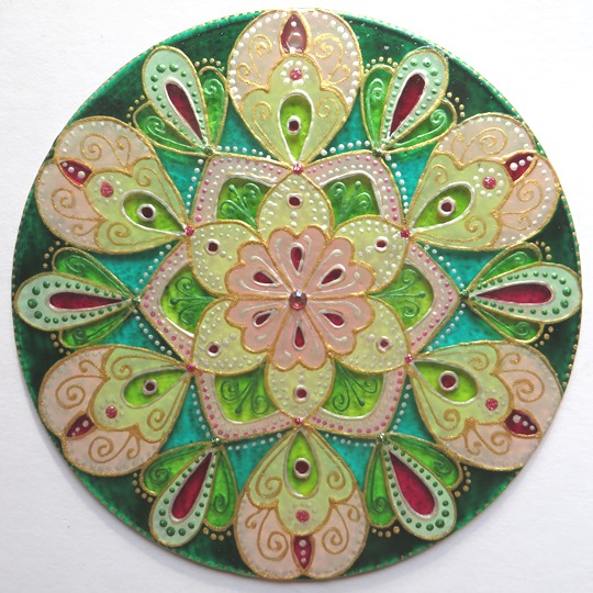 Mandala "Něha Lásky" - mandala regenerace a otevřenosti Lásce (závěsná vitráž)