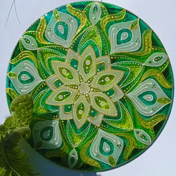 Mandala klidu, regenerace a obnovy - "V tichu Kapradí" - SunCatcher