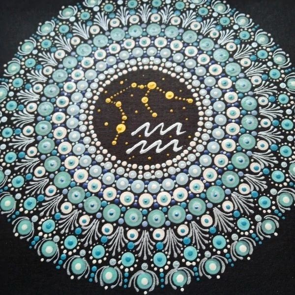 Mandala "Vodnář" - tečkovaná mandala Zvěrokruhu